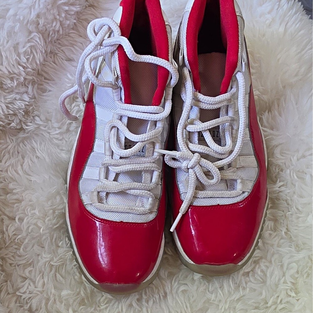 Jordan Air Jordan 11 Retro Mid Top Athletic Sneakers Red White Lace Up Rubber